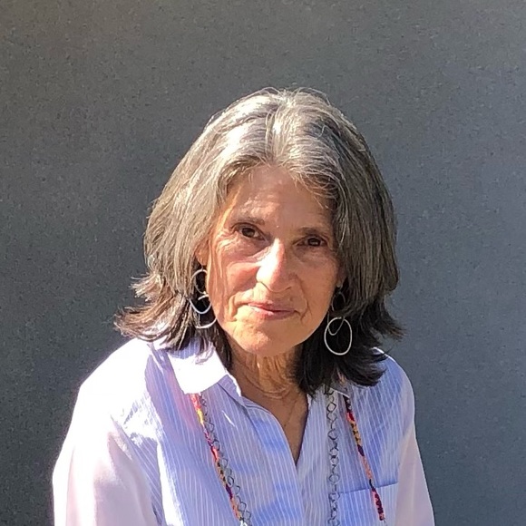 Meet your Posher, Paula - Picture 1 of 1